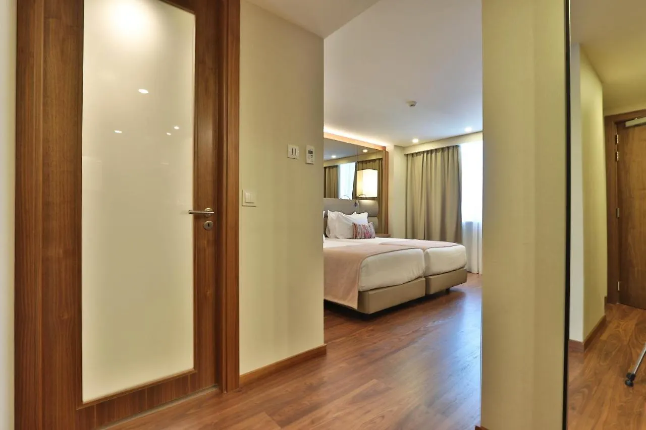 ****  Turim Iberia Hotel Lisbon Portugal