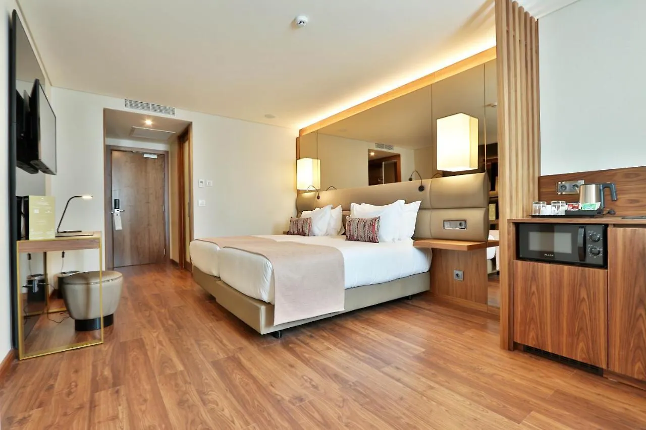 Turim Iberia Hotel Lisbon 4*,  Portugal
